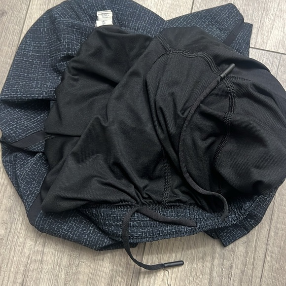 Lululemon Shorts - Picture 5 of 7